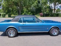 Używany Ford V8 175 KM (128 kW) 1966 Niebieski