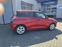 Gebraucht Suzuki Swift Comfort 83 PS (61 kW) 2025 Rot Limousine