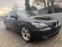 Gebraucht BMW 523 190 PS (139 kW) 2007 Schwarz Limousine
