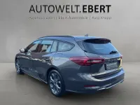 Gebraucht Ford Focus ST-Line 116 PS (85 kW) 2024 Grau Limousine