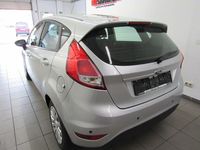 Gebraucht Ford Fiesta 82 PS (60 kW) 2013 Silber Kleinwagen