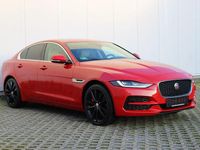 Gebraucht Jaguar XE SE 300 PS (220 kW) 2019 Rot Limousine