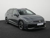 Gebraucht VW Golf VIII R-line 150 PS (110 kW) 2025 Delfingrau metallic Kombi