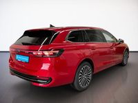 Gebraucht VW Passat Elegance 150 PS (110 kW) 2025 Rot Kombi
