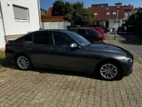Gebraucht BMW 318 Advantage 150 PS (110 kW) 2017 Grau Limousine