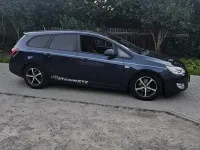 Gebraucht Opel Astra 125 PS (91 kW) 2011 Blau Kombi