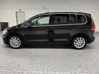 Gebraucht VW Touran Highline 150 PS (110 kW) 2016 Schwarz (deep black perleffekt) Van / Kleinbus