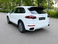 Gebraucht Porsche Cayenne 250 PS (183 kW) 2016 Weiß SUV