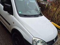 Gebraucht Opel Combo 101 PS (74 kW) 2004 Weiß Van