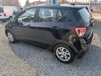 Gebraucht Hyundai i10 67 PS (49 kW) 2017 Schwarz Kleinwagen