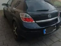 Gebraucht Opel Astra 90 PS (66 kW) 2009 Schwarz Limousine