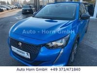 Gebraucht Peugeot e-208 Allure 56 kW (77 PS) 2022 Blau Kleinwagen