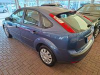Gebraucht Ford Focus 116 PS (85 kW) 2005 Blau Limousine