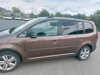 Gebraucht VW Touran 140 PS (102 kW) 2013 Braun Van / Kleinbus