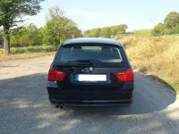 Gebraucht BMW 330 Performance 245 PS (180 kW) 2011 Schwarz Kombi