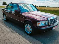 Gebraucht Mercedes 190 Avantgarde 109 PS (80 kW) 1992 Rot Limousine