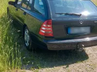 Gebraucht Mercedes C180 143 PS (105 kW) 2004 Schwarz Kombi