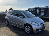 Gebraucht Mercedes A170 116 PS (85 kW) 2006 Silber Kleinwagen