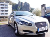 Second-hand Jaguar XF 200 CP (147 kW) 2014 Auriu Berlinǎ