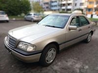 Gebraucht Mercedes C180 Elegance 122 PS (89 kW) 1997 Gold Limousine