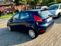 Gebraucht Ford Fiesta Trend 82 PS (60 kW) 2012 Blau Limousine