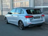 Gebraucht Mercedes B200 163 PS (119 kW) 2025 Lack hightechsilber Kleinwagen