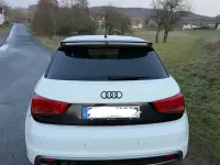 Używany Audi A1 S-Line 122 KM (89 kW) 2011 Biały Hatchback