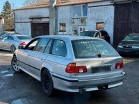 Gebraucht BMW 525 186 PS (136 kW) 2003 Silber Kombi