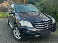 Gebraucht Mercedes ML320 224 PS (164 kW) 2005 Schwarz SUV