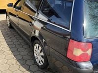 Gebraucht VW Passat 131 PS (96 kW) 2004 Schwarz Kombi