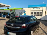 Gebraucht Opel Astra 110 PS (80 kW) 2009 Schwarz Coupé