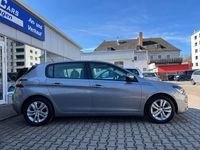 Gebraucht Peugeot 308 Active 131 PS (96 kW) 2015 Grau Limousine