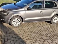Gebraucht VW Polo Life 90 PS (66 kW) 2013 Grau Kleinwagen