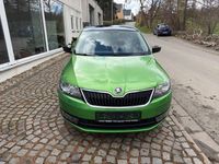 Gebraucht Skoda Rapid Style 105 PS (77 kW) 2014 Grün Kleinwagen