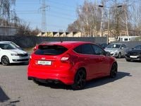 Gebraucht Ford Focus S 150 PS (110 kW) 2013 Rot Limousine