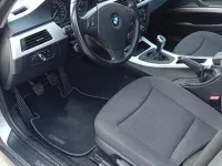 Gebraucht BMW 320 143 PS (105 kW) 2011 Grau Kombi