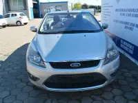 Gebraucht Ford Focus Cabriolet Titanium 145 PS (106 kW) 2010 Grau Cabrio
