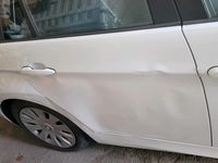 Gebraucht BMW 320 177 PS (130 kW) 2008 Weiß Kombi