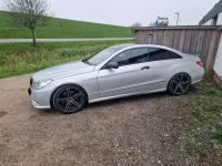 Używany Mercedes E500 Edition 387 KM (284 kW) 2010 Srebrny Coupe