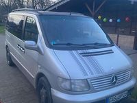 Gebraucht Mercedes V220 122 PS (89 kW) 2001 Silber Van / Kleinbus