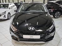 Neu Hyundai i20 Select 101 PS (74 kW) 2025 Schwarz Limousine