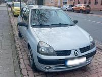 Gebraucht Renault Clio II 43 PS (31 kW) 2003 Silber Kleinwagen