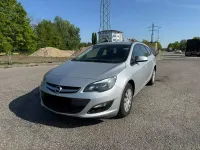 Gebraucht Opel Astra Selection 110 PS (80 kW) 2015 Silber Kombi