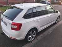 Gebraucht Skoda Rapid Elegance 122 PS (89 kW) 2014 Weiß Kleinwagen