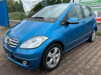 Gebraucht Mercedes A180 Avantgarde 109 PS (80 kW) 2009 Blau Limousine