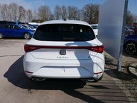 Neu Seat Leon FR 150 PS (110 kW) 2026 Nevadaweiß metallic Limousine