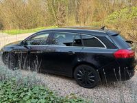 Gebraucht Opel Insignia 160 PS (117 kW) 2011 Schwarz Kombi