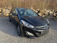 Gebraucht Hyundai i30 Edition 110 PS (80 kW) 2014 Schwarz Limousine