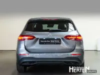 Gebraucht Mercedes B200 Progressive 163 PS (119 kW) 2025 Lack mountaingrau Kleinwagen