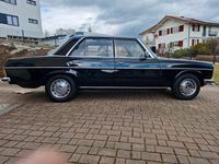 Gebraucht Mercedes 220 63 PS (46 kW) 1976 Schwarz Limousine